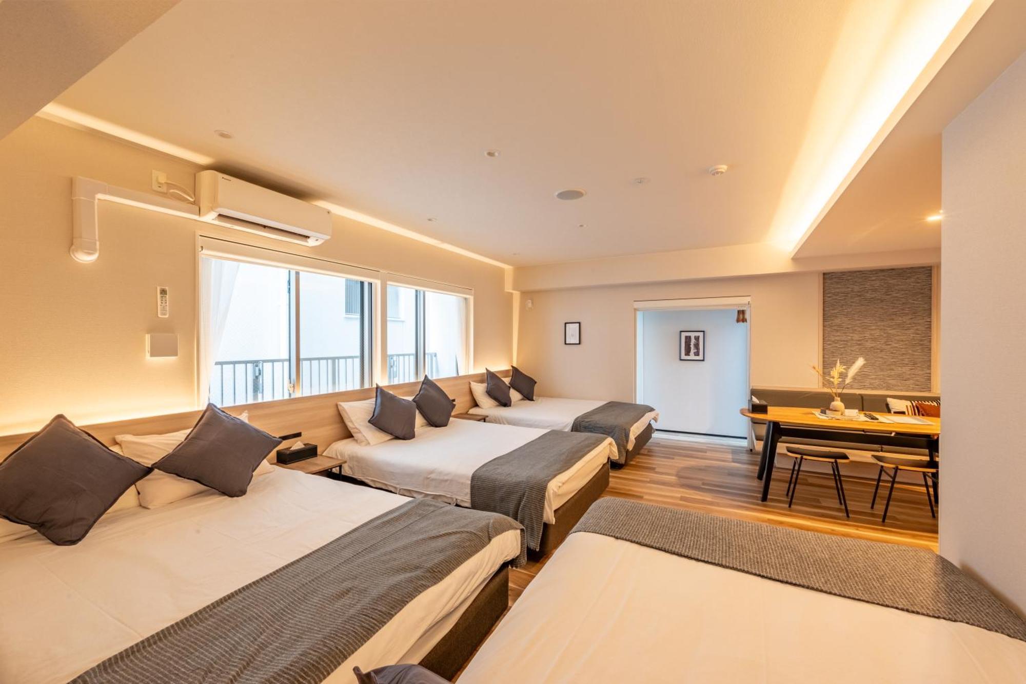 Comforts81 Shinsaibashi Осака Номер фото